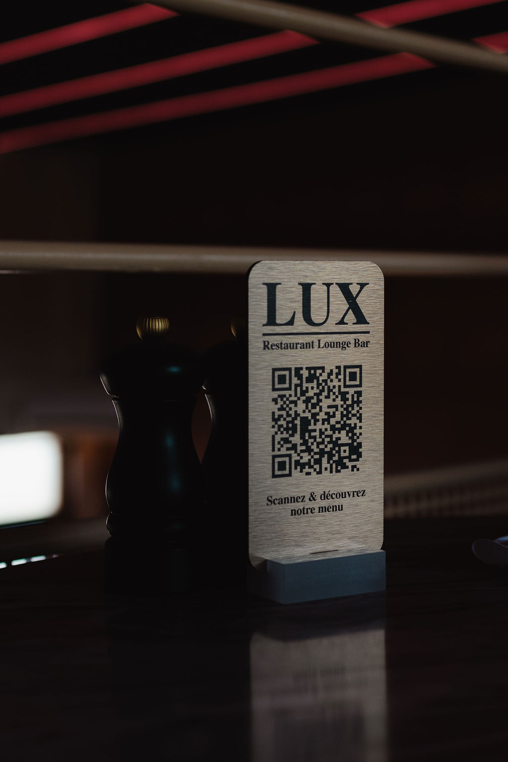 Lux Lounge Bar - photo 8