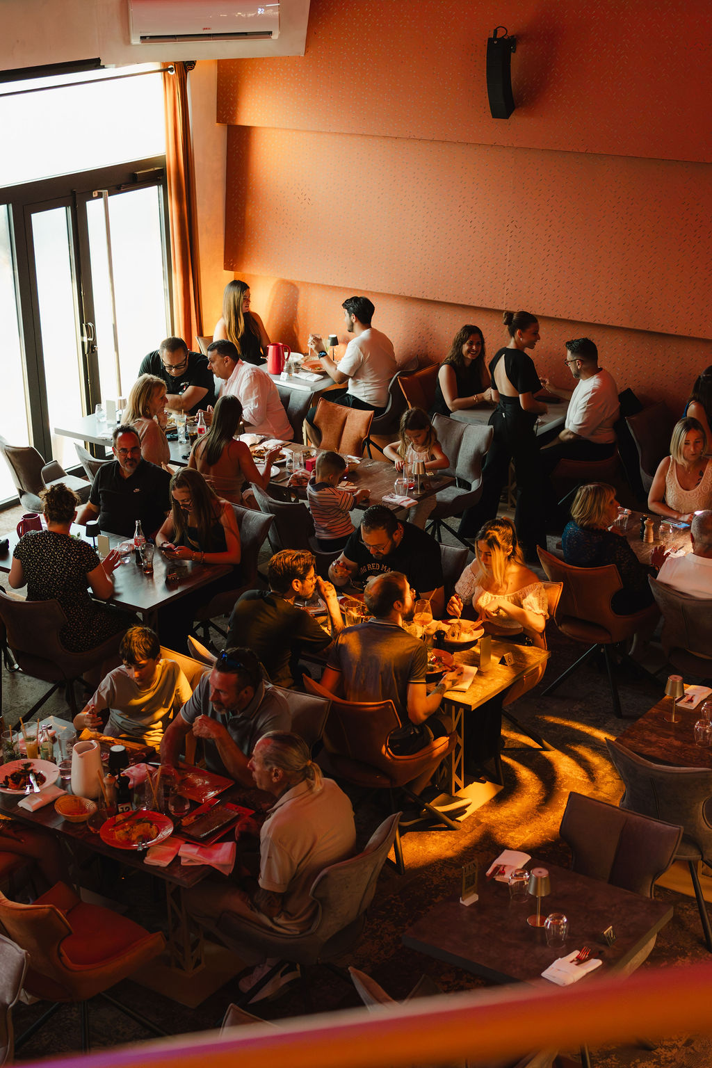 Lux Lounge Bar - photo 28