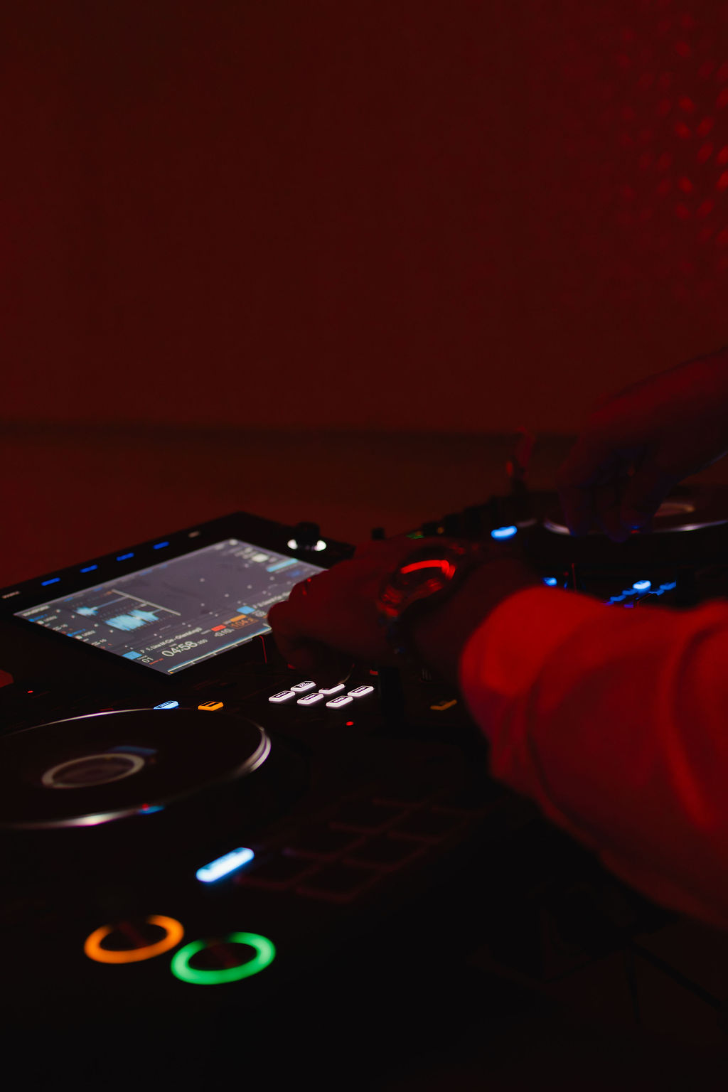 Lux Lounge Bar - photo 32
